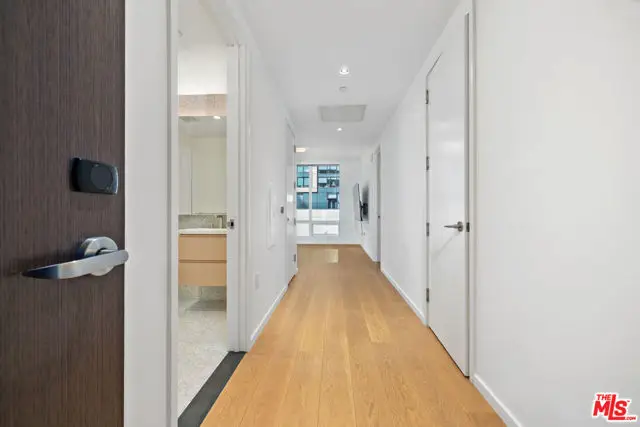 877 Francisco Street #728, Los Angeles, CA 90017 - Image #2