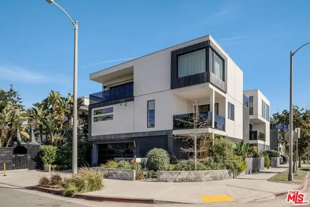 1208 Palms Boulevard, Venice, CA 90291 - #2
