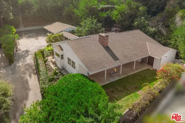 12146 Travis Street, Los Angeles, CA 90049 - #2