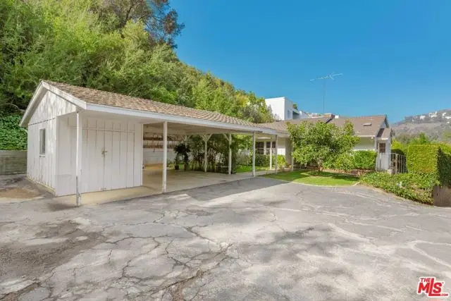 12146 Travis Street, Los Angeles, CA 90049 - #3