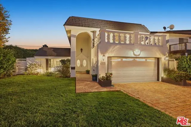 3010 Stoner Avenue, Los Angeles, CA 90066 - Image #3