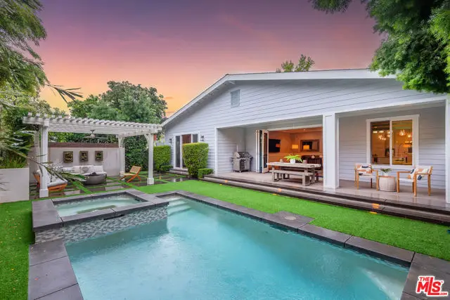 4616 Ventura Canyon Avenue, Sherman Oaks, CA 91423 - #3