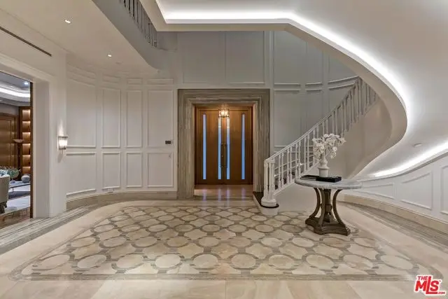 610 N Rodeo Drive, Beverly Hills, CA 90210 - #2