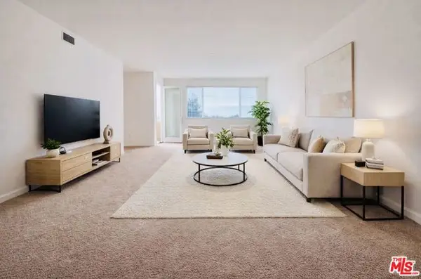 13951 Sherman Way #308, Van Nuys (los Angeles), CA 91405