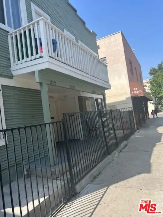 1137 S Union Avenue, Los Angeles, CA 90015 - #3