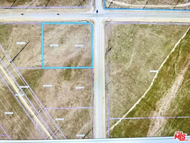 90 W Avenue K, Del Sur, CA 93536 - #3
