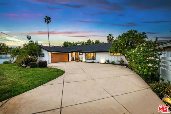 16517 Hartsook Street, Encino (los Angeles), CA 91436