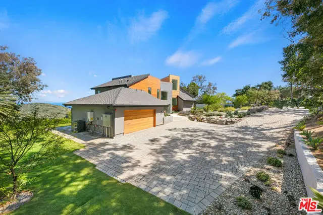 4756 Latigo Canyon Road, Malibu, CA 90265 - Image #3