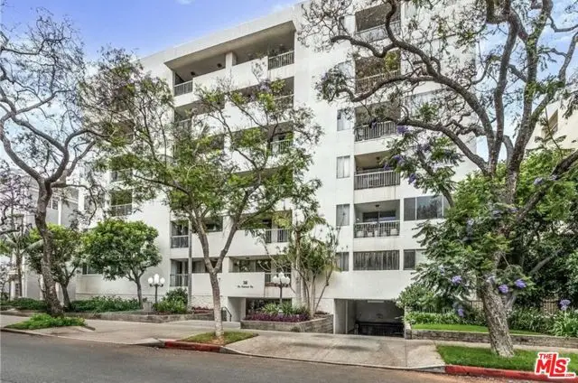 321 N Oakhurst Drive #306, Beverly Hills, CA 90210 - Image #1