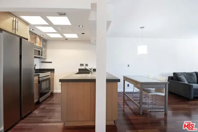 740 N Kings Road #320, West Hollywood, CA 90069 - #3