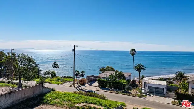 314 N Las Casas Avenue, Pacific Palisades, CA 90272 - #1