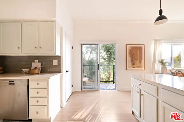 1650 Micheltorena Street #C, Los Angeles, CA 90026 - Image #2