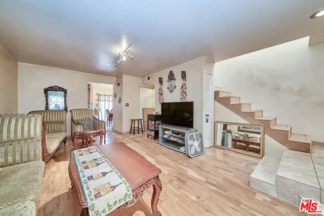 219 N Isabel Street #5, Glendale, CA 91206 - #2