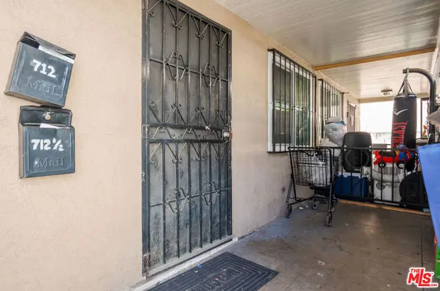 712 W 40th Place, Los Angeles, CA 90037 - #3