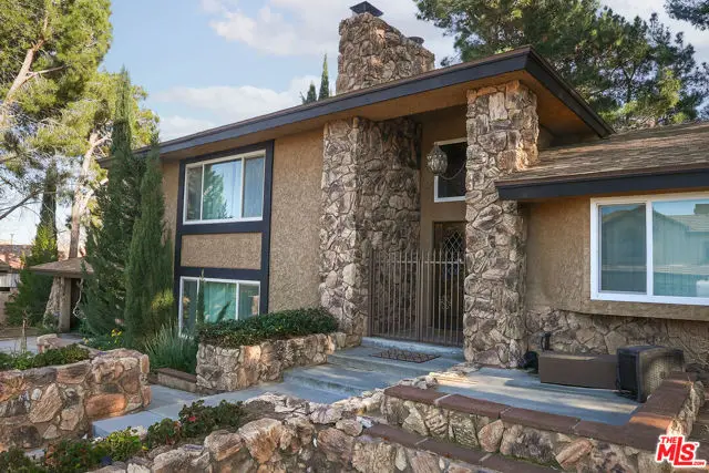 42060 Parkmont Drive, Quartz Hill, CA 93536 - Image #3