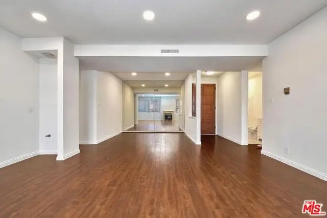 3315 Griffith Park Boulevard #101, Los Angeles, CA 90027 - #3