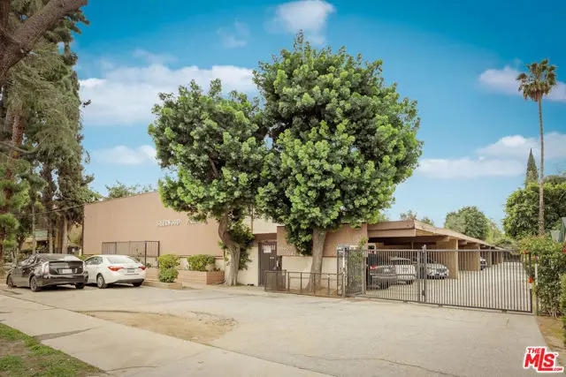 15540 Sherman Way #14, Van Nuys, CA 91406 - #2