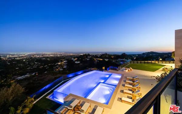 1204 Chickory Lane, Los Angeles, CA 90049