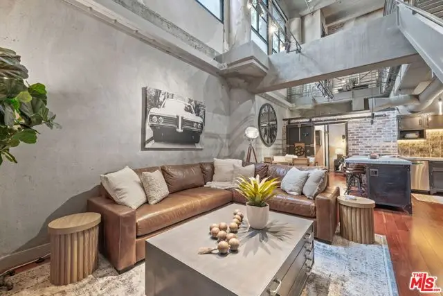 1100 S 11th Avenue #A005, Los Angeles, CA 90015 - Image #2