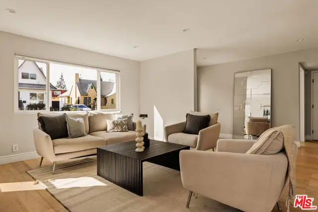 5819 Ernest Avenue, Los Angeles, CA 90034 - #2