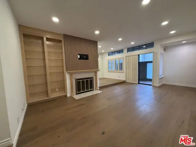 4543 Willis Avenue #102, Sherman Oaks, CA 91403 - #2