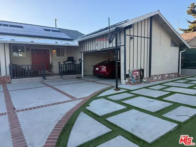 11447 Gothic Avenue, Granada Hills, CA 91344 - #2