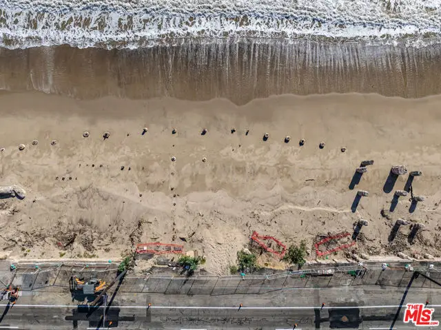 19042 Pacific Coast Highway, Malibu, CA 90265 - #3