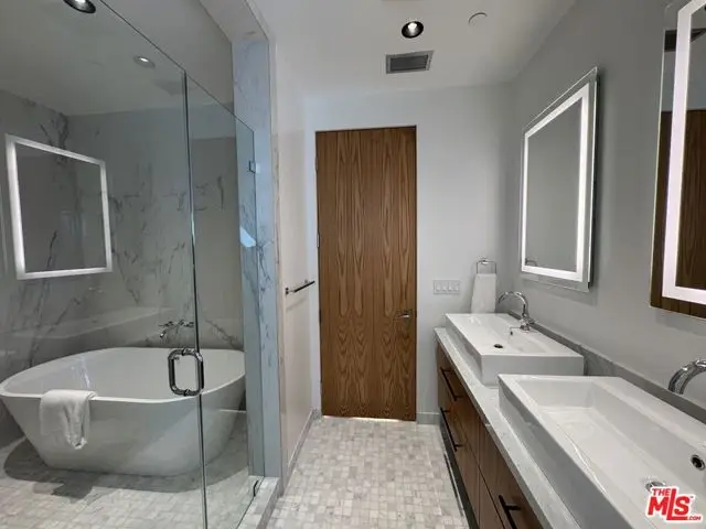 212 Bay Street #103, Santa Monica, CA 90405 - #3