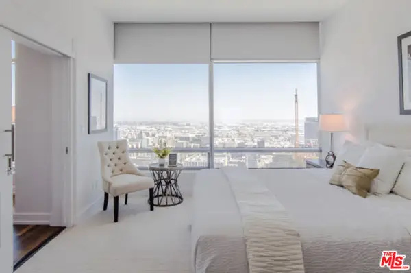 900 W Olympic Boulevard #39E, Los Angeles, CA 90015