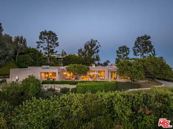 1016 N Hillcrest Road, Beverly Hills, CA 90210