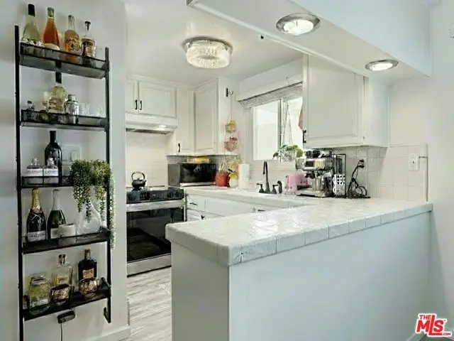 8155 Manitoba Street #12, Playa Del Rey, CA 90293 - Image #3