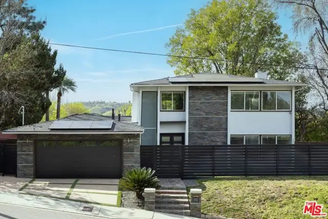 4833 Dunman Avenue, Woodland Hills, CA 91364 - #1