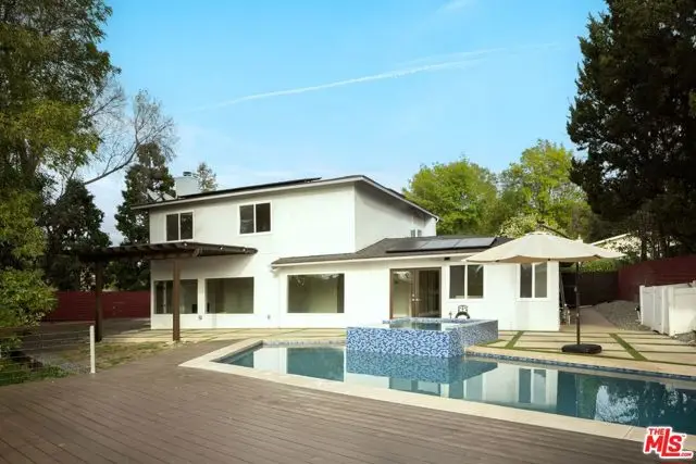 4833 Dunman Avenue, Woodland Hills, CA 91364 - #2