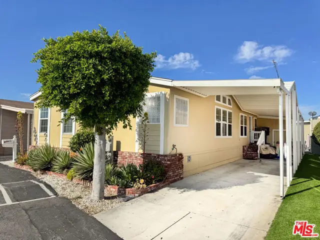 411 Gold Finch Lane, Fountain Valley, CA 92708 - Image #1