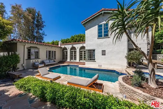 1136 N Doheny Drive, Los Angeles, CA 90069 - #1