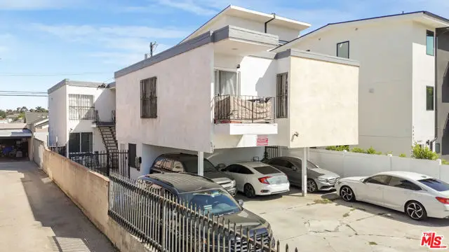 5447 Blackwelder Street, Los Angeles, CA 90016 - #1