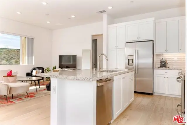 27405 Journey Place #305, Santa Clarita, CA 91381 - #3