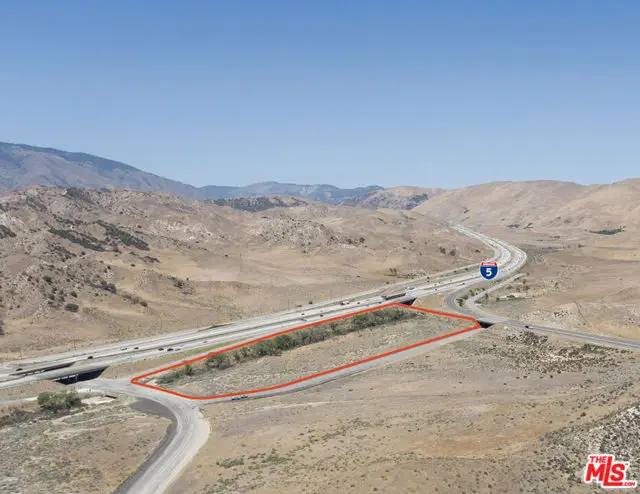 5 Quail Lake Road, Lebec, CA 93243 - #2