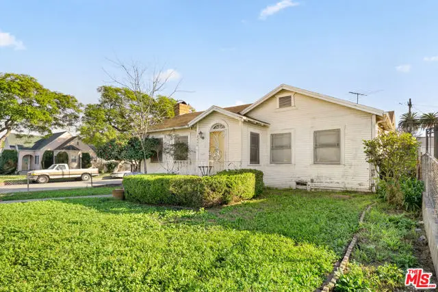 2000 W 75th Street, Los Angeles, CA 90047 - #1