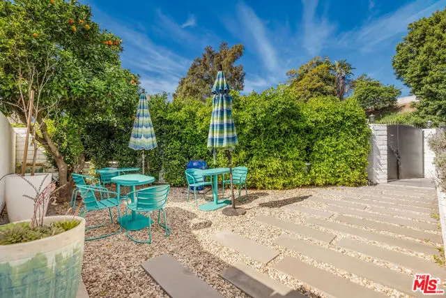 2744 S Bentley Avenue, Los Angeles, CA 90064 - #3