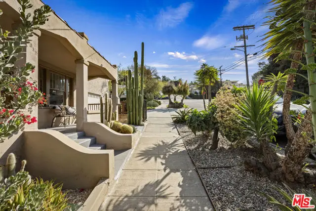 3915 Effie Street, Los Angeles, CA 90029 - #3
