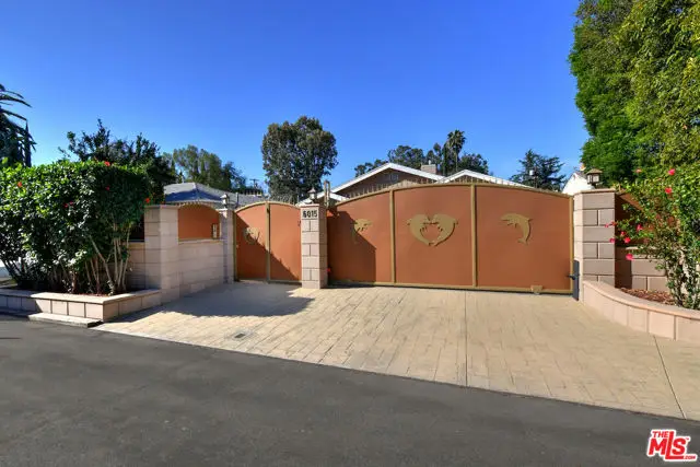 6015 Topeka Drive, Tarzana, CA 91356 - Image #2