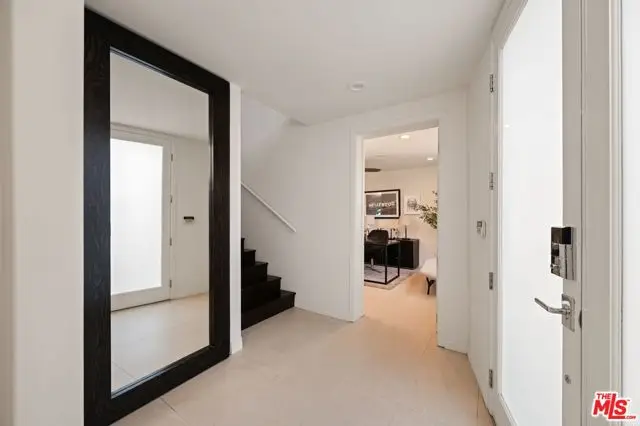 2333 Vasanta Way, Los Angeles, CA 90068 - Image #3