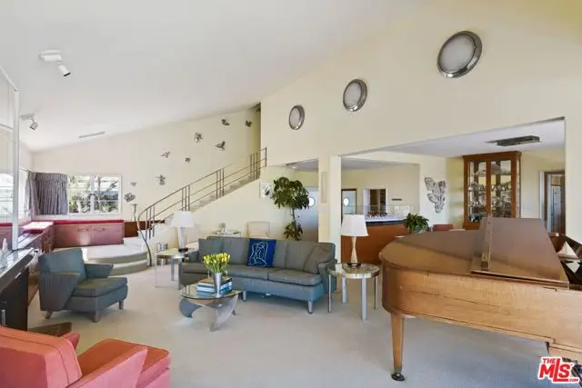 3814 Amesbury Road, Los Angeles, CA 90027 - #1