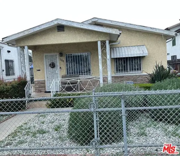823 E 76th Place, Los Angeles, CA 90001