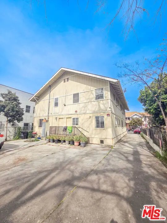1516 W 11th Place, Los Angeles, CA 90015 - #3