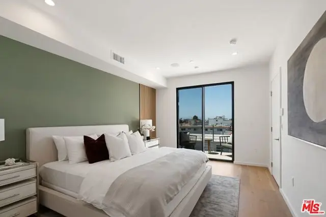 3806 Verona Court, Los Angeles, CA 90066 - #3