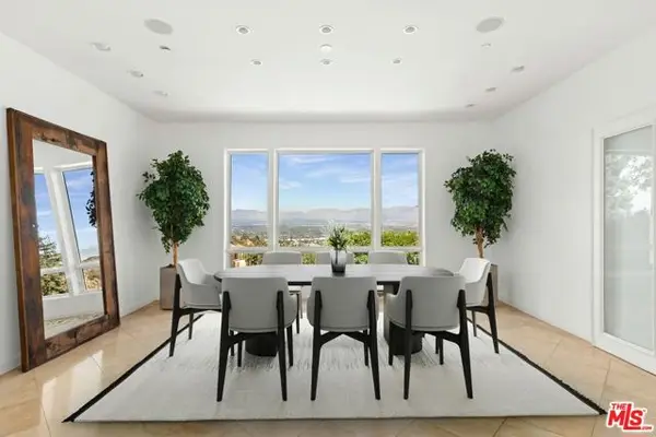 14435 Mulholland Drive, Los Angeles, CA 90077