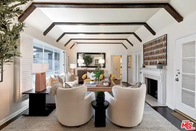 10543 Wellworth Avenue, Los Angeles, CA 90024 - #3