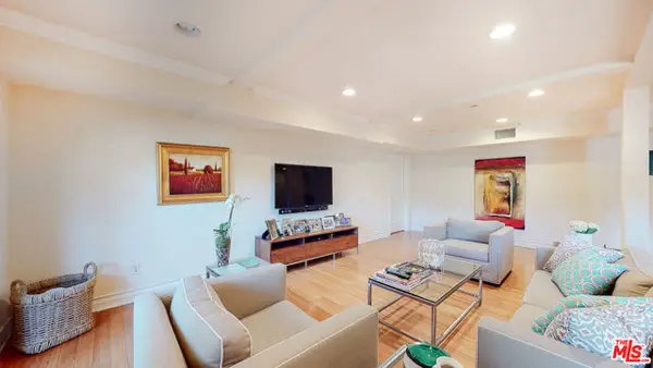 118 S Clark Drive #105, West Hollywood, CA 90048